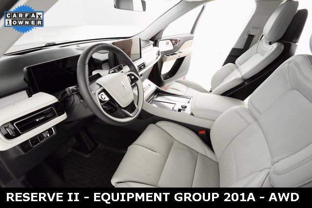 Used 2025 Lincoln Aviator Reserve w/ Equipment Group 201A image 23