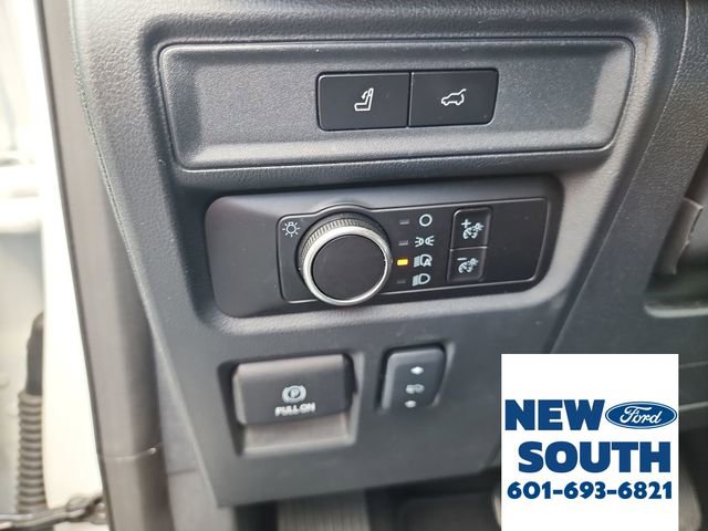 Used 2024 Ford Expedition XLT image 12