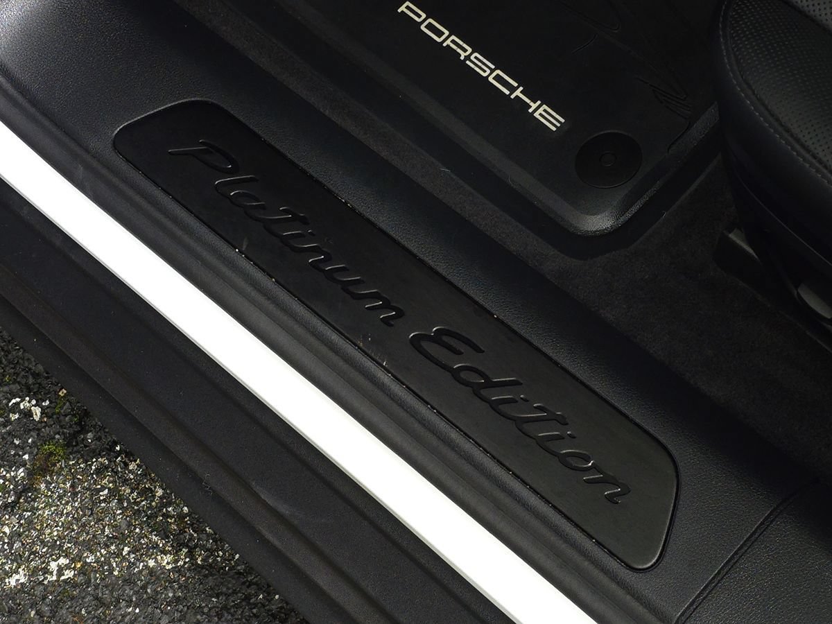 Used 2023 Porsche Panamera 4 Platinum Edition w/ Assistance Package AWD/4WD image 71