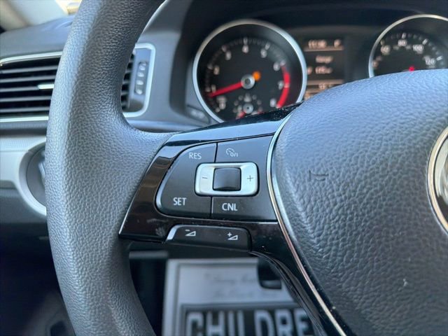 Used 2016 Volkswagen Passat 1.8T S image 18