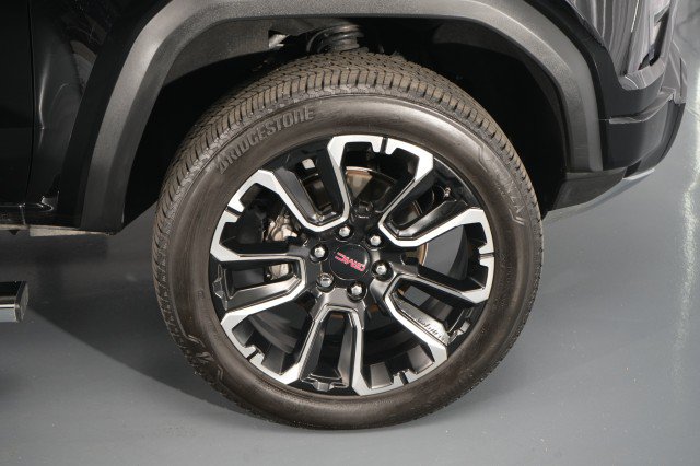 Used 2024 GMC Canyon Denali AWD/4WD image 62