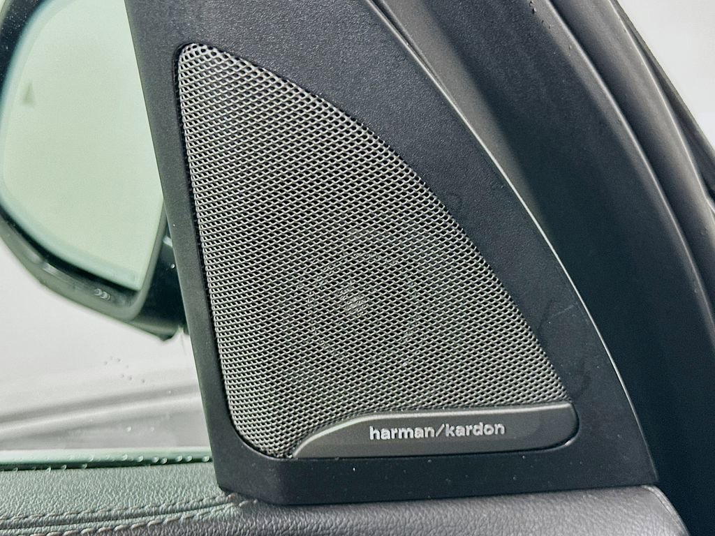 Used 2020 BMW X5 xDrive40i w/ Premium Package image 19