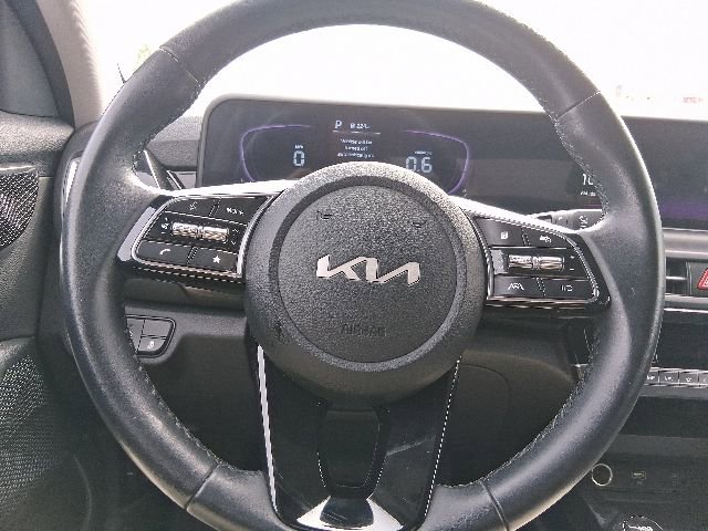 Used 2025 Kia Seltos S FWD image 19