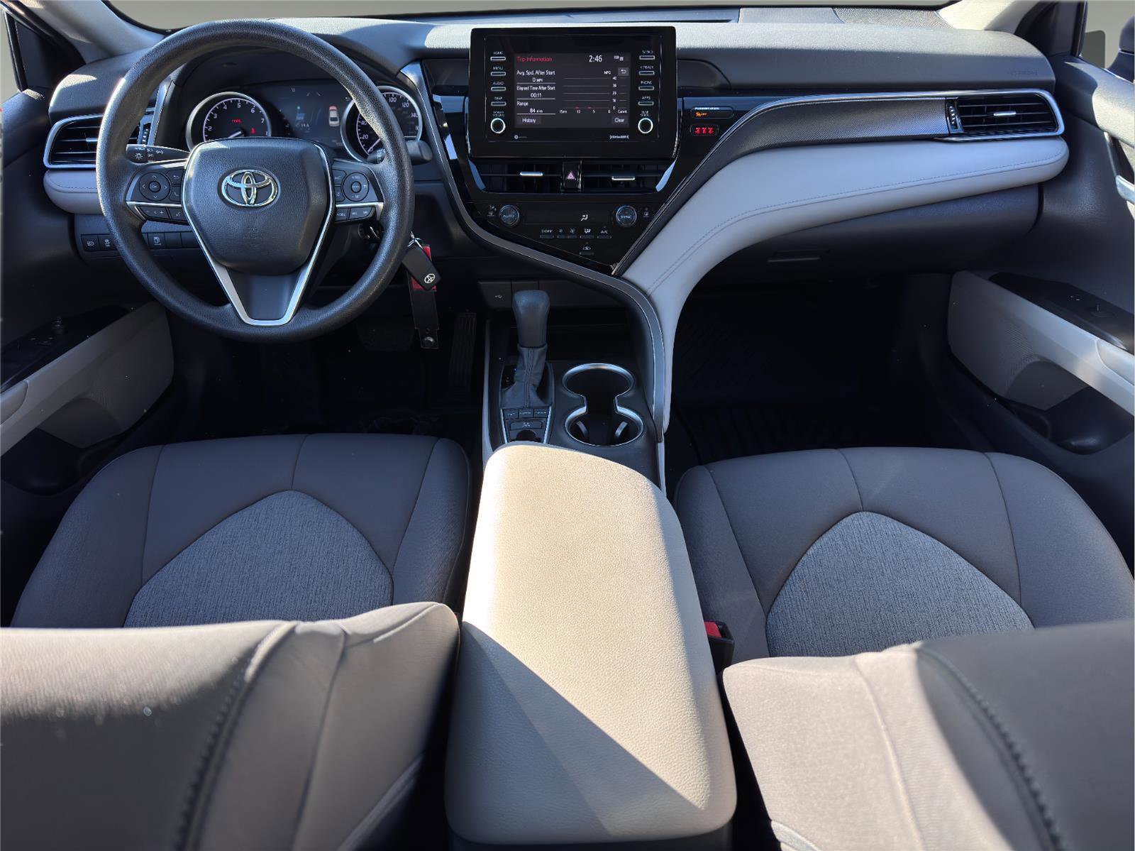 Used 2022 Toyota Camry LE AWD/4WD image 18