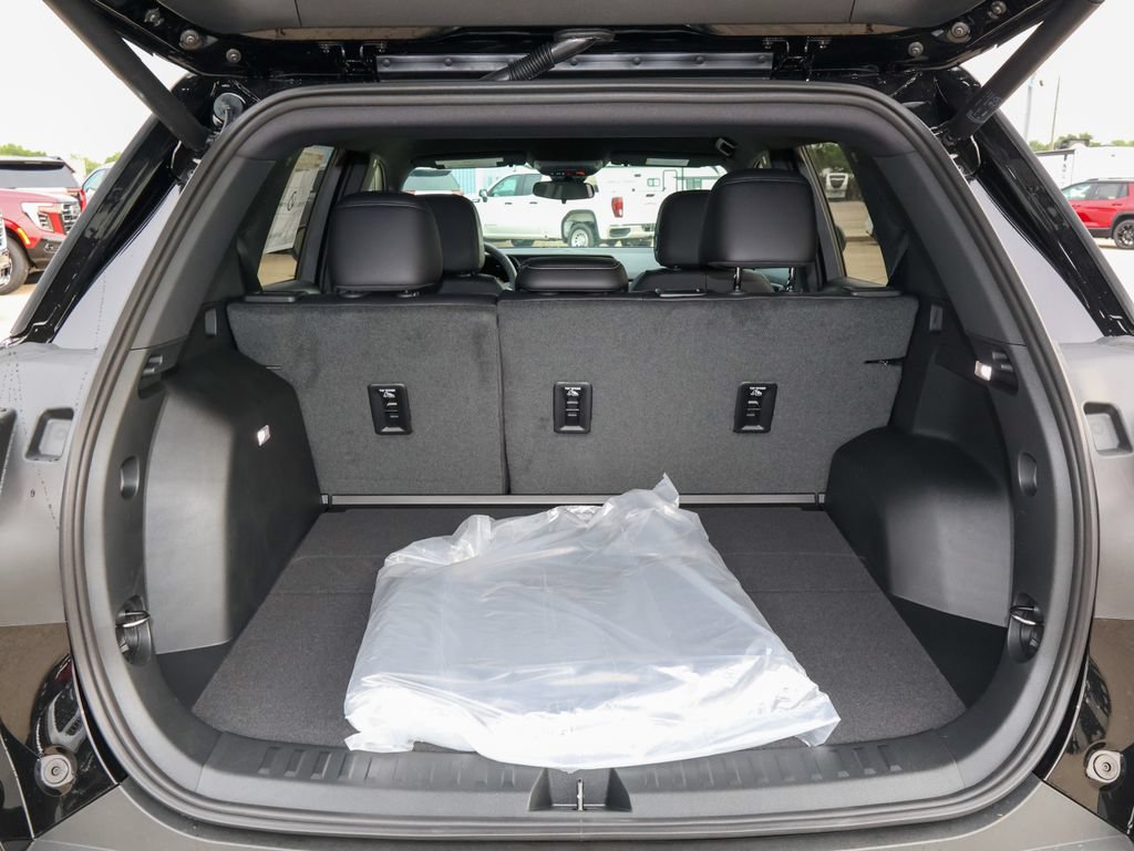 New 2027 GMC Terrain Elevation w/ Elevation Premium Package AWD/4WD image 5