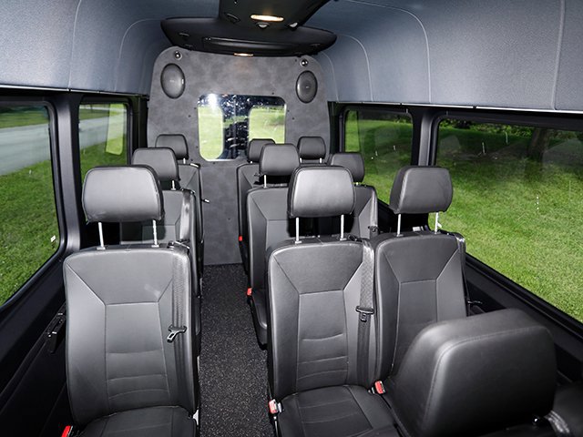 Used 2023 Mercedes-Benz Sprinter 3500 image 14