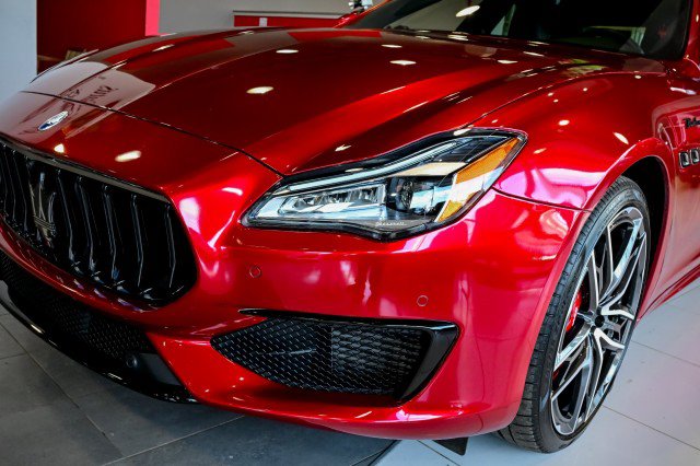 Used 2024 Maserati Quattroporte Modena Ultima Q4 AWD/4WD image 11