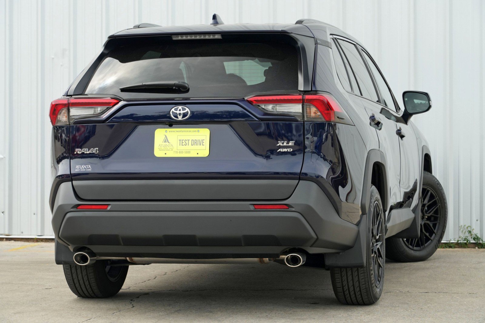 Used 2024 Toyota RAV4 XLE image 3