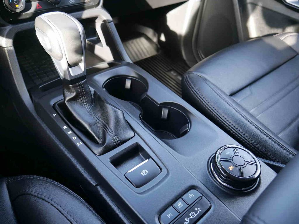 Used 2025 Ford Ranger Lariat w/ FX4 Off-Road Package image 34