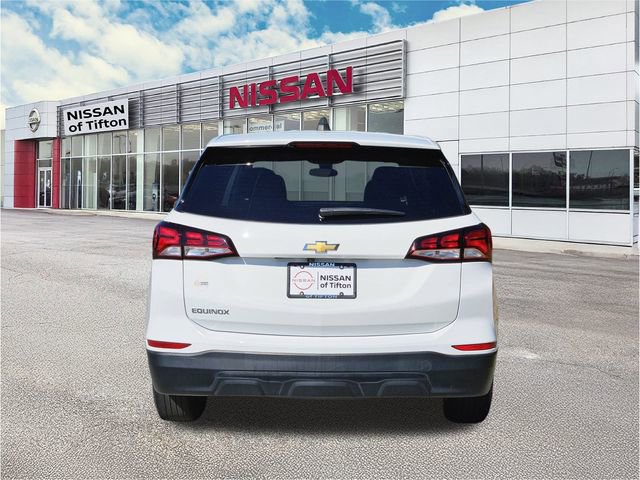 Used 2022 Chevrolet Equinox LS w/ LS Convenience Package image 5