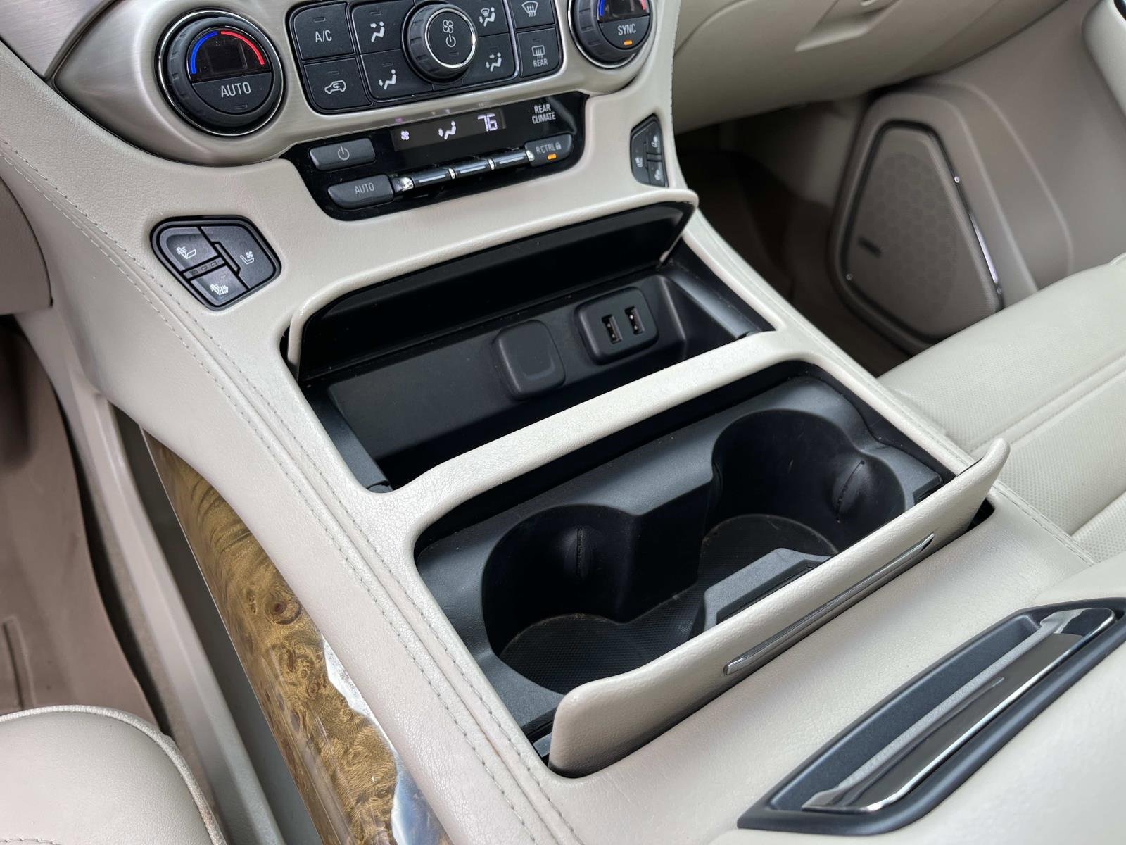 Used 2017 GMC Yukon Denali w/ Open Road Package image 38