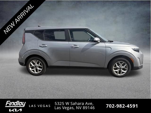 Certified 2024 Kia Soul LX w/ Option Group 015 FWD image 4
