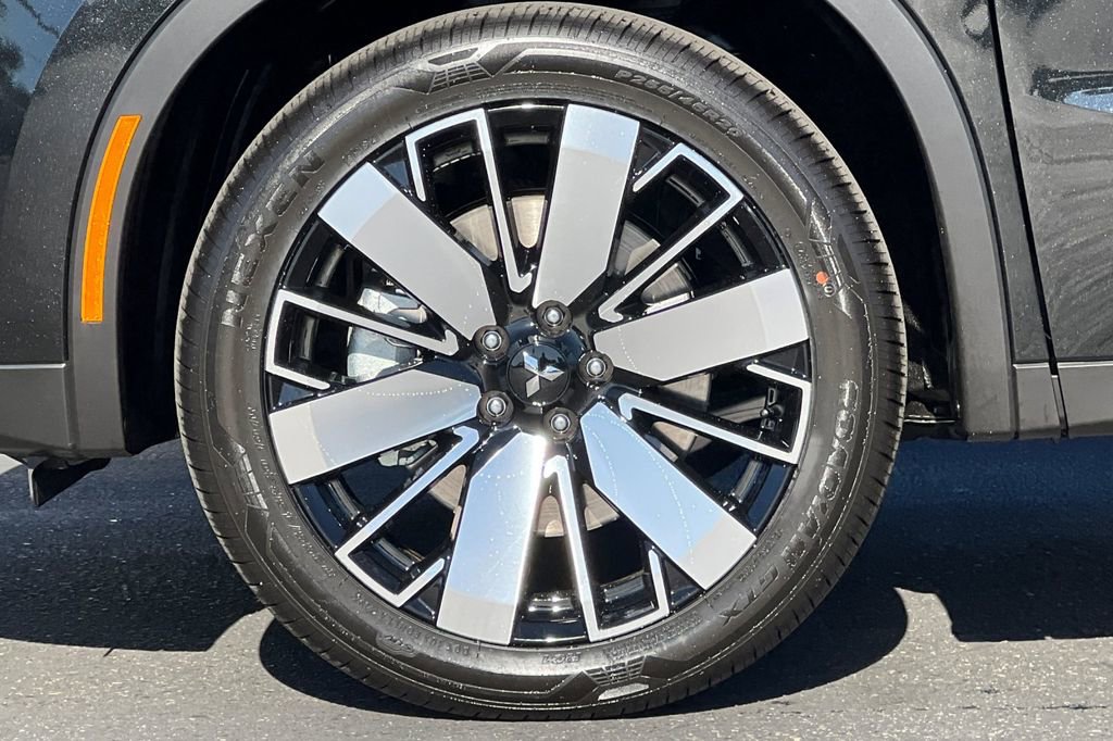 New 2026 Mitsubishi Outlander SE image 26