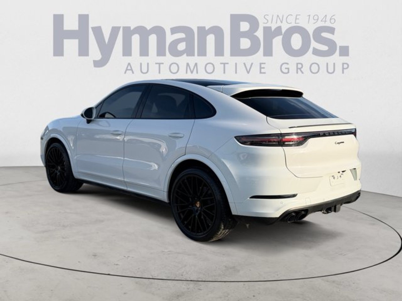 Used 2023 Porsche Cayenne Platinum Edition w/ Performance Package AWD/4WD image 5