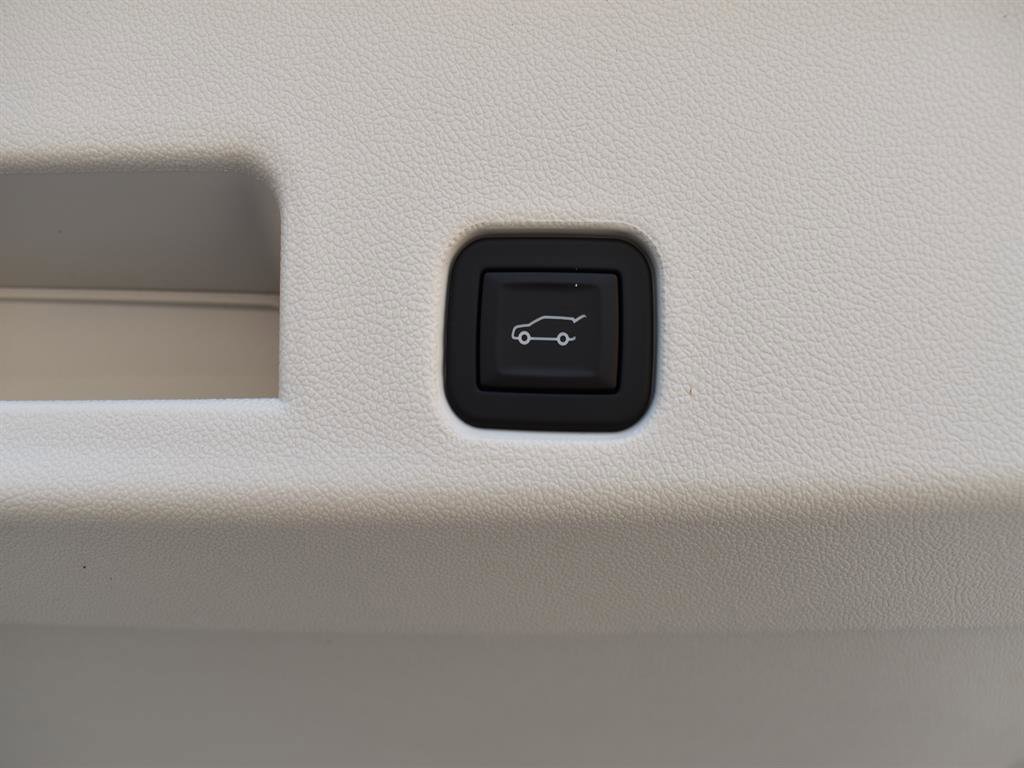 New 2026 Buick Enclave Avenir w/ Super Cruise Package image 11