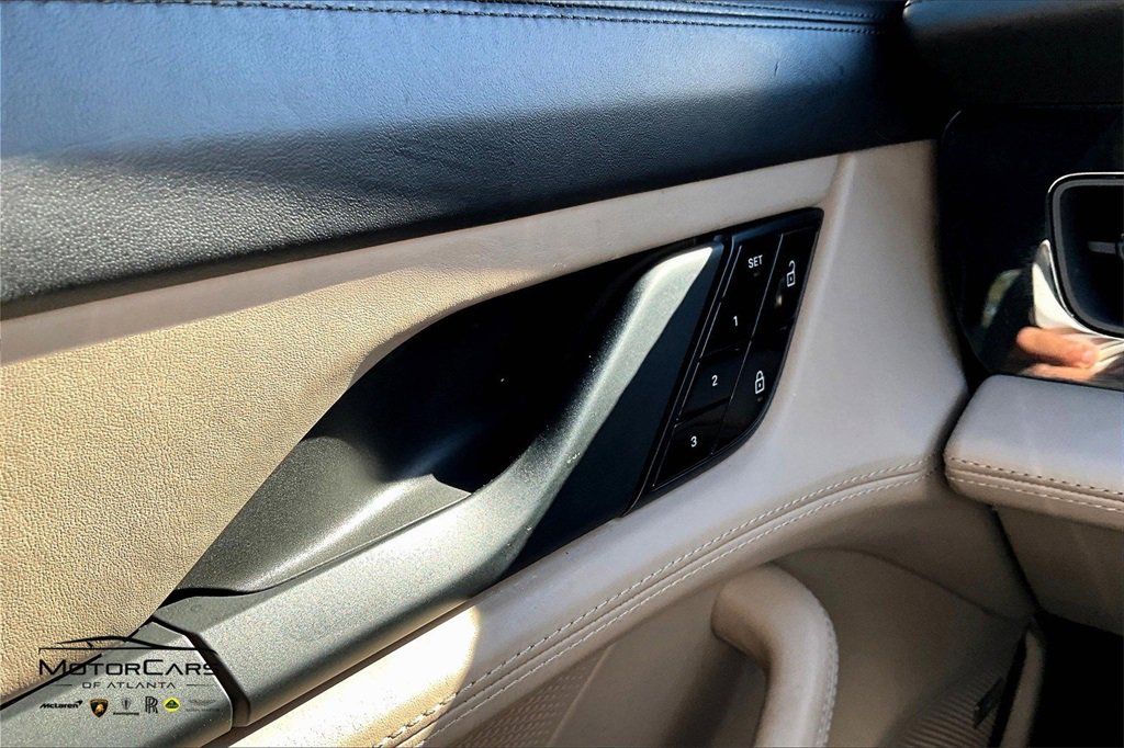 Used 2021 Porsche Taycan 4S image 29