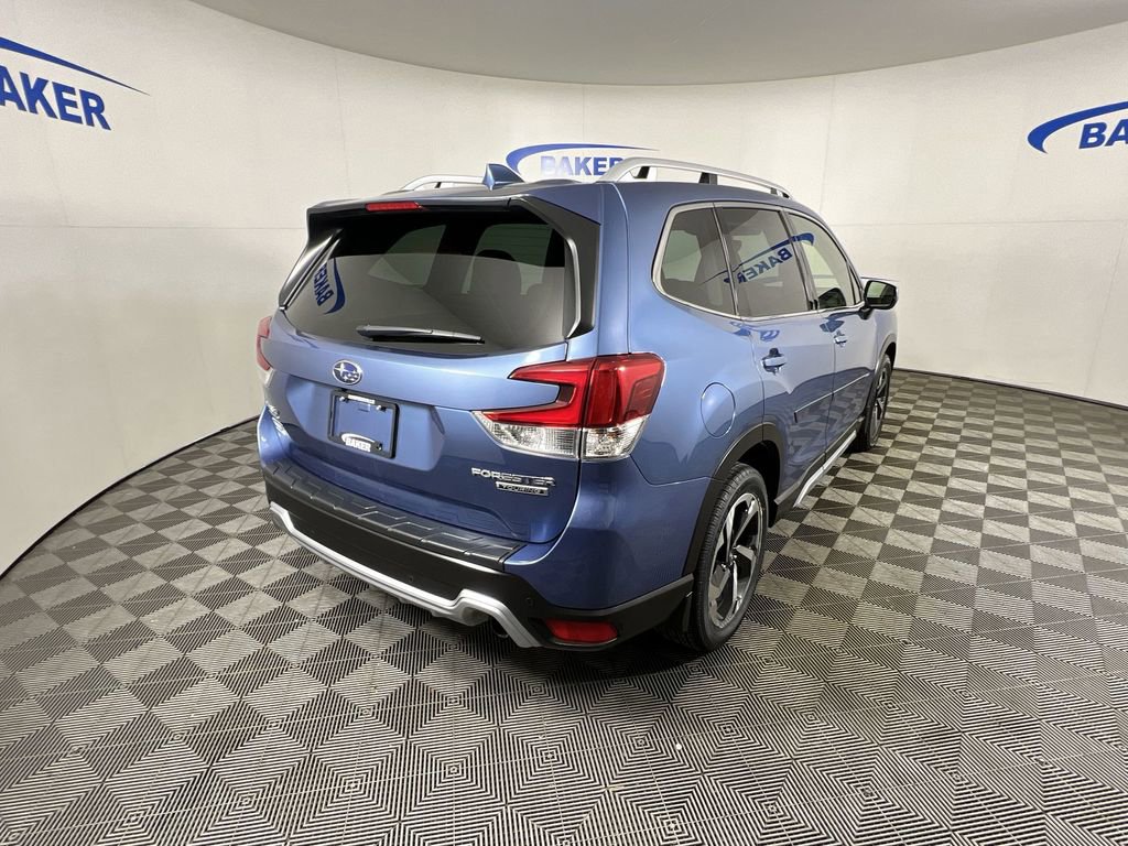 Used 2022 Subaru Forester Touring w/ Popular Package #3 image 9