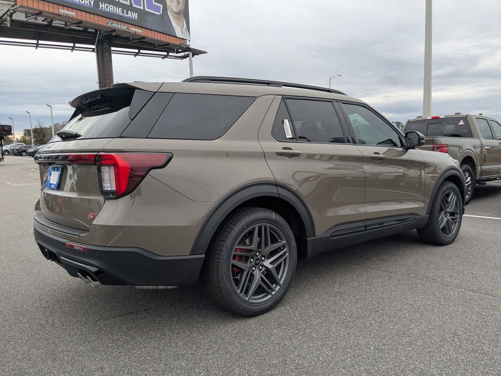 New 2026 Ford Explorer ST w/ Sun And Sound Package image 4
