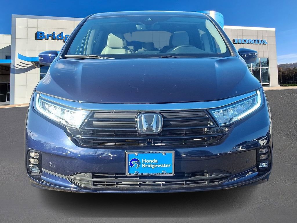 Used 2023 Honda Odyssey Touring image 2