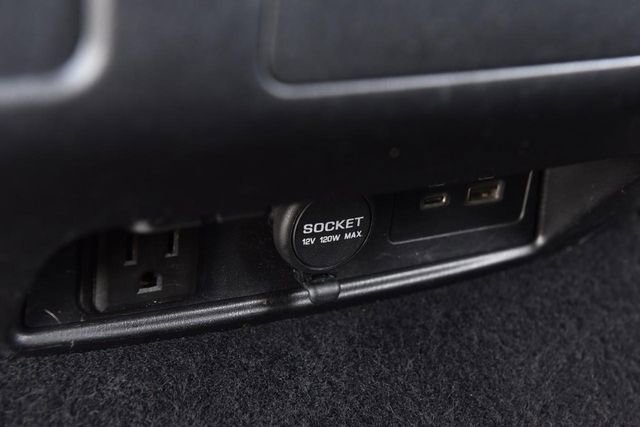 Used 2024 Nissan Armada SL image 30