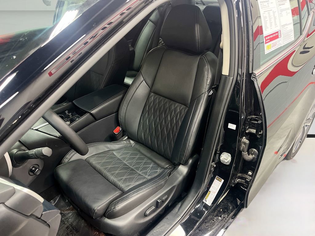 Used 2023 Nissan Maxima Platinum w/ Sport Mat Group image 20