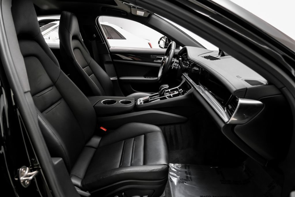 Used 2022 Porsche Panamera 4 AWD/4WD image 37