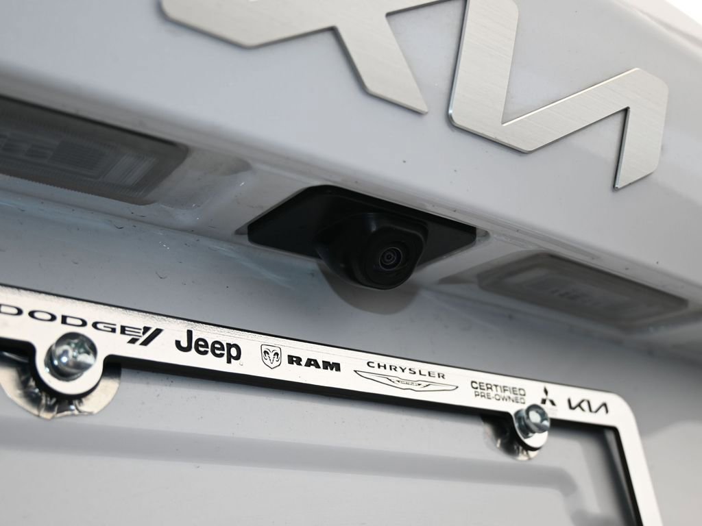 Used 2023 Kia Sorento S image 39