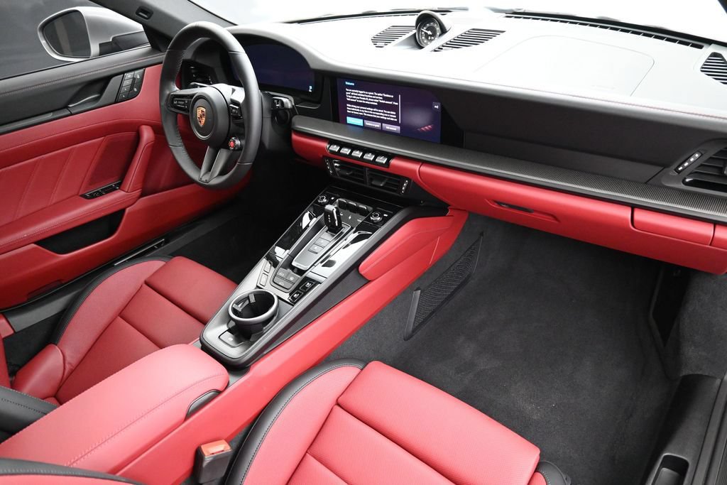 Certified 2025 Porsche 911 Carrera S RWD image 31