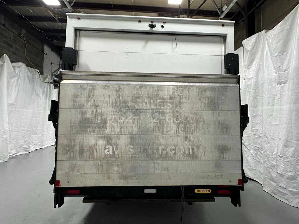 Used 2022 Chevrolet Express 3500 w/ Power Convenience Package image 6