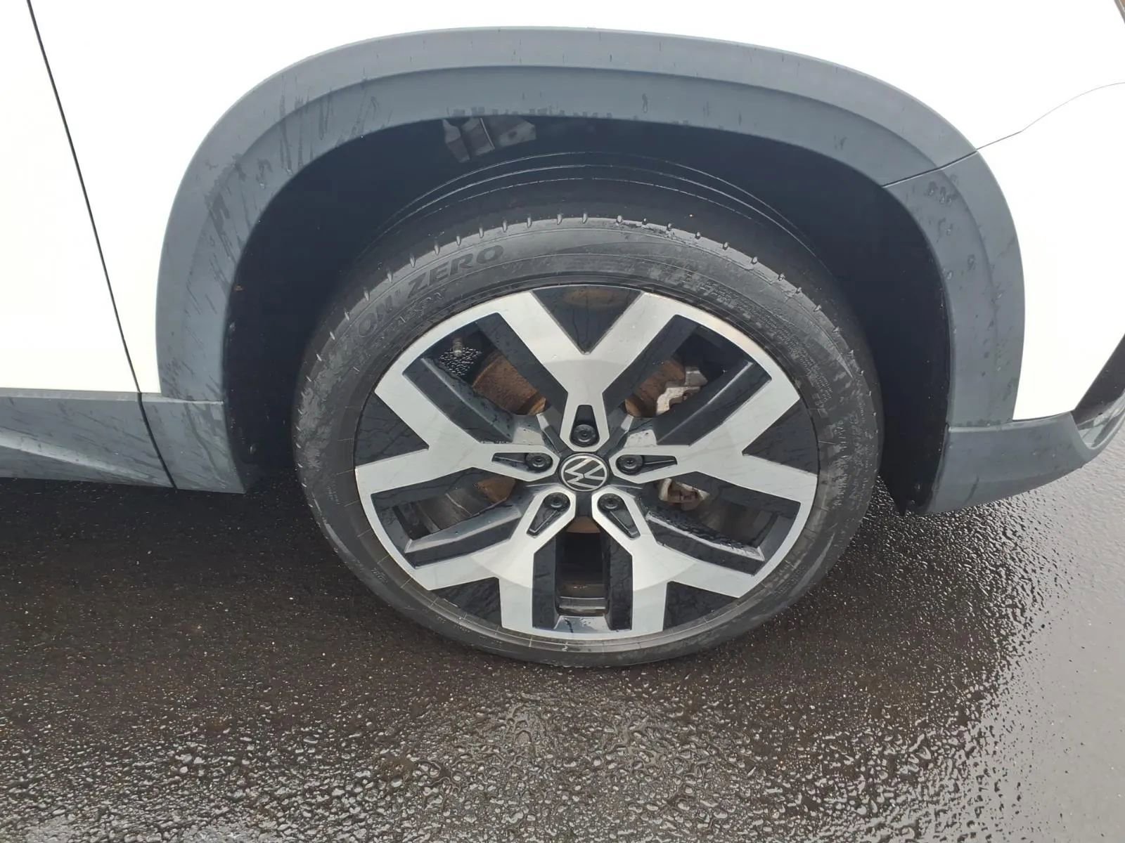 Used 2022 Volkswagen Taos SEL w/ Panoramic Sunroof Package AWD/4WD image 9