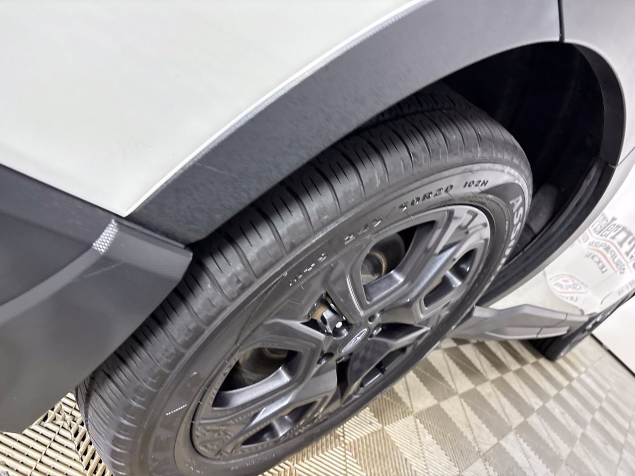 Used 2025 Toyota Camry LE FWD image 39