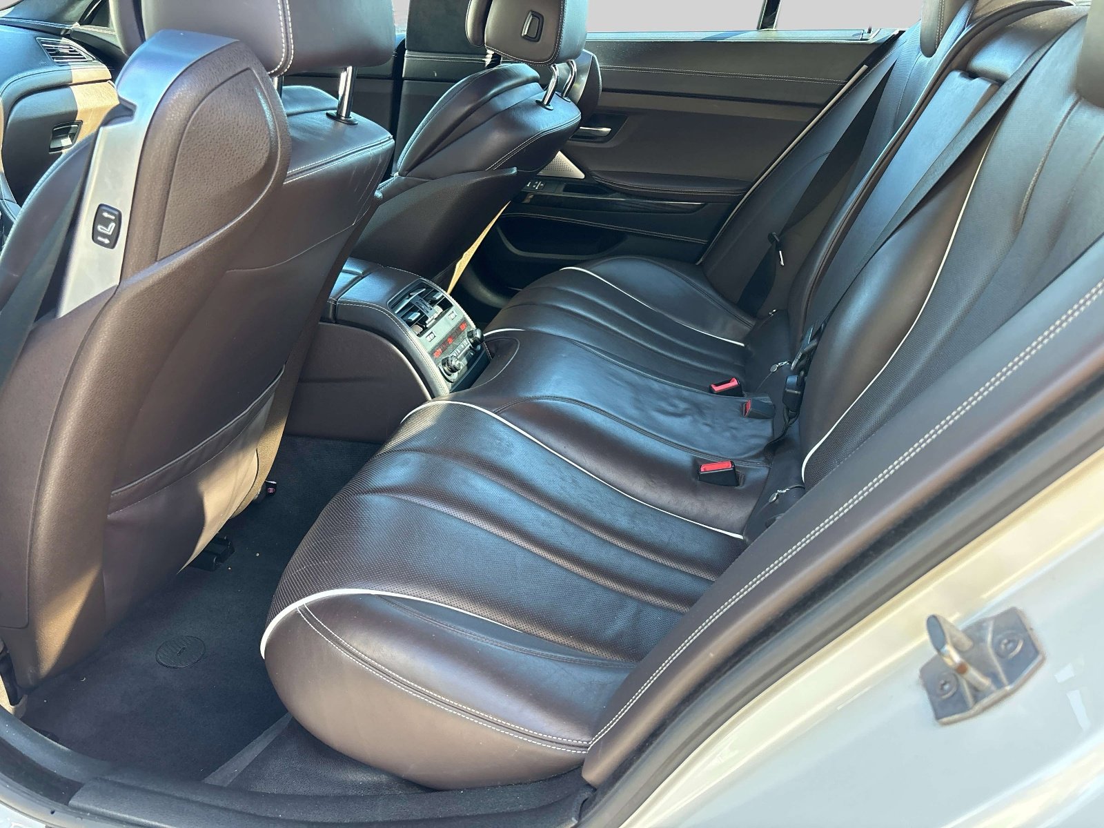 Used 2018 BMW ALPINA B6 xDrive Gran Coupe w/ Executive Package AWD/4WD image 7