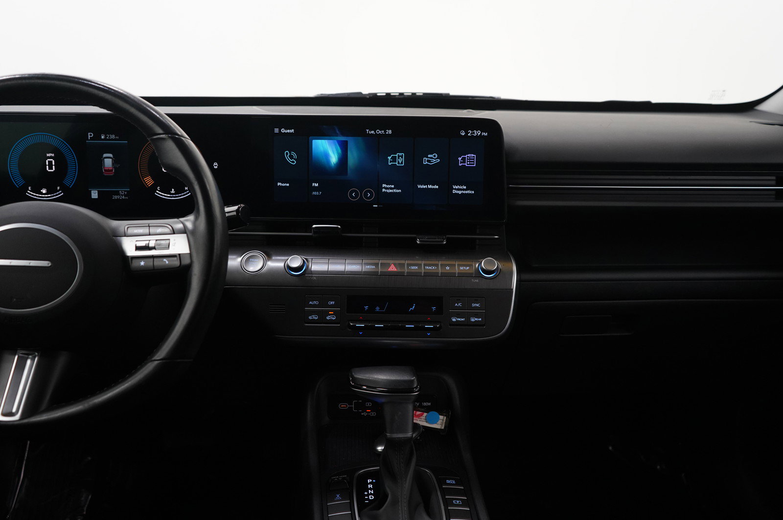 Used 2024 Hyundai Kona SEL image 14