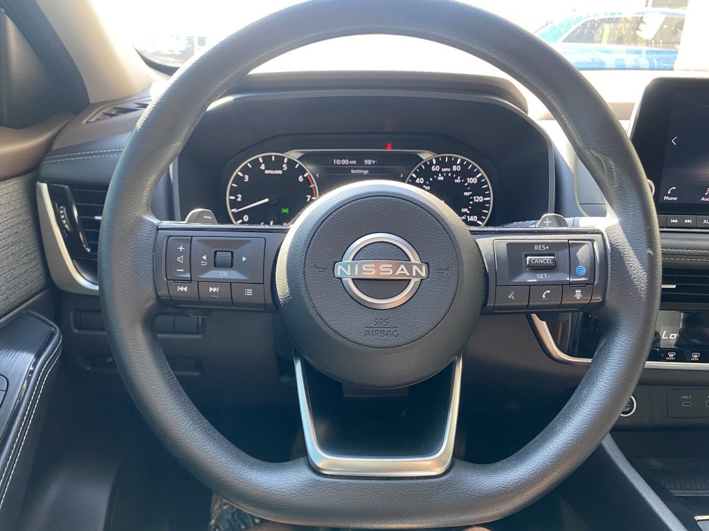 Used 2022 Nissan Rogue SV FWD image 28