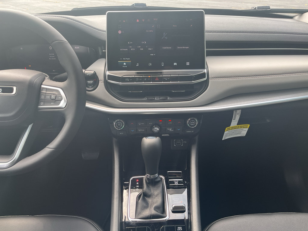 New 2026 Jeep Compass Limited AWD/4WD image 12