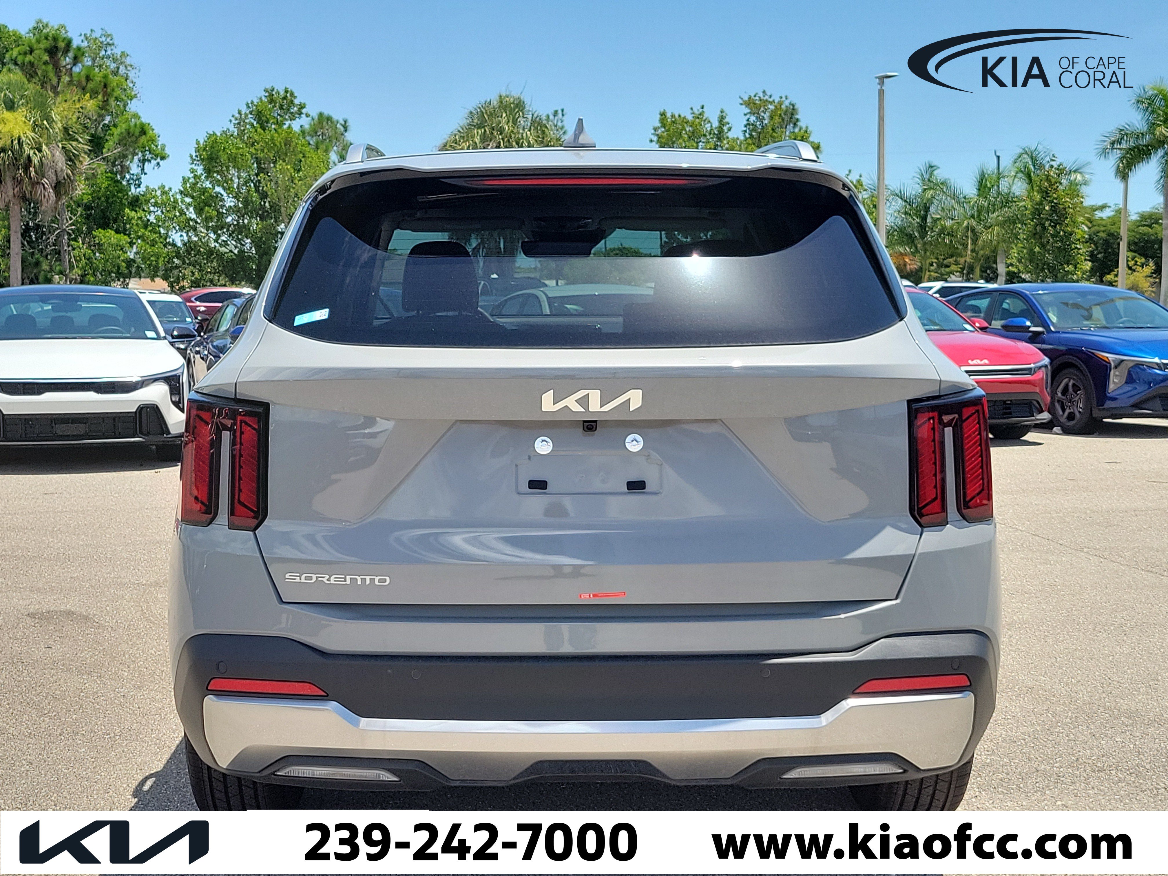 New 2026 Kia Sorento S w/ S Panoramic Sunroof Package FWD image 5