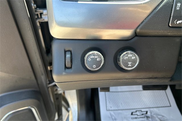 Used 2016 Chevrolet Tahoe LT image 13