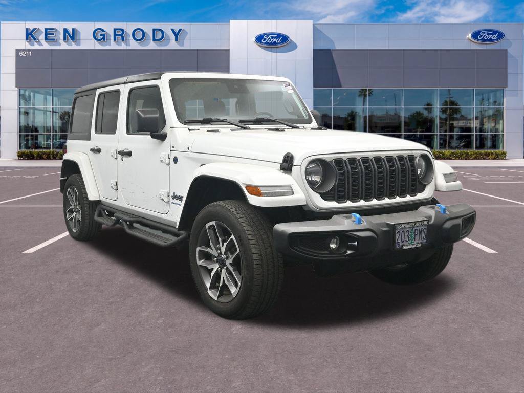 Used 2024 Jeep Wrangler Unlimited AWD/4WD image 4
