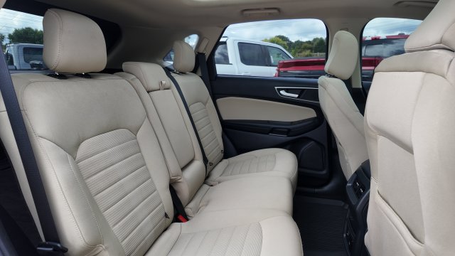 Used 2021 Ford Edge SEL w/ Convenience Package AWD/4WD image 17