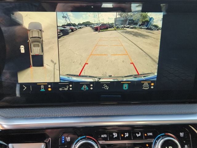 Used 2023 GMC Sierra 1500 Denali w/ Denali Reserve Package AWD/4WD image 17