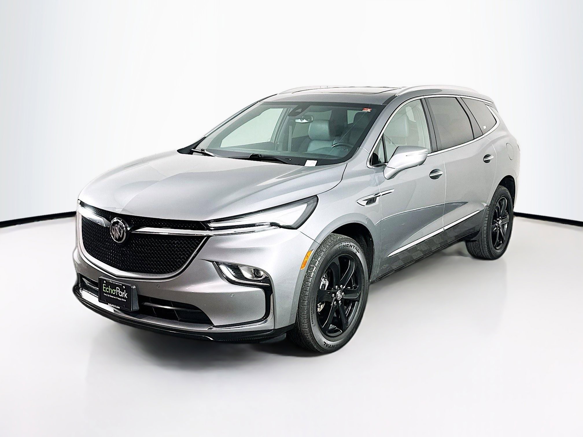 Used 2023 Buick Enclave Essence w/ Experience Buick Package image 3