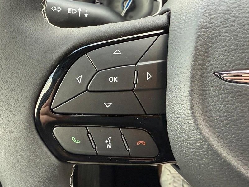 New 2026 Chrysler Pacifica Select w/ S Appearance Package image 13