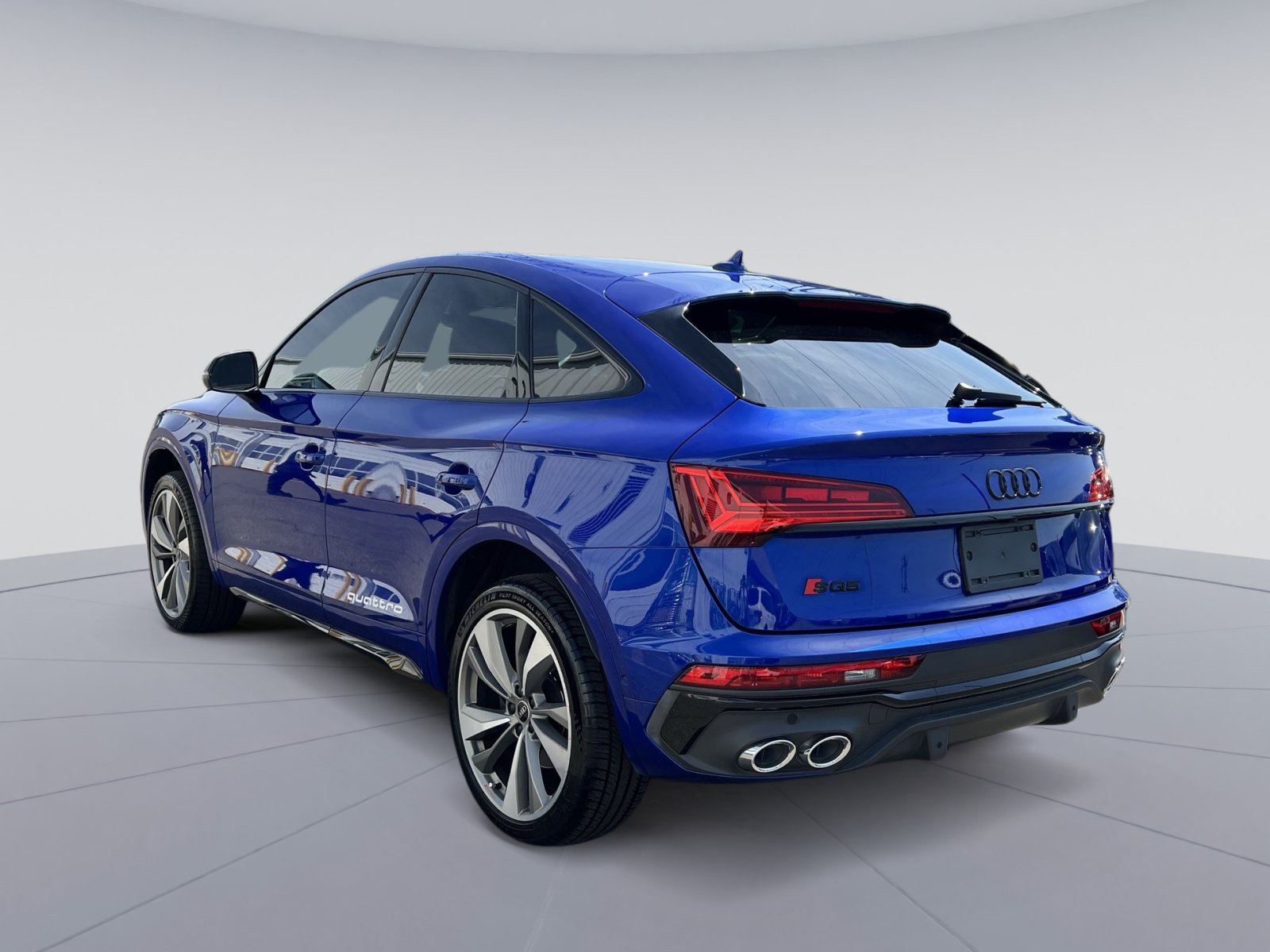 Used 2022 Audi SQ5 Prestige AWD/4WD image 7