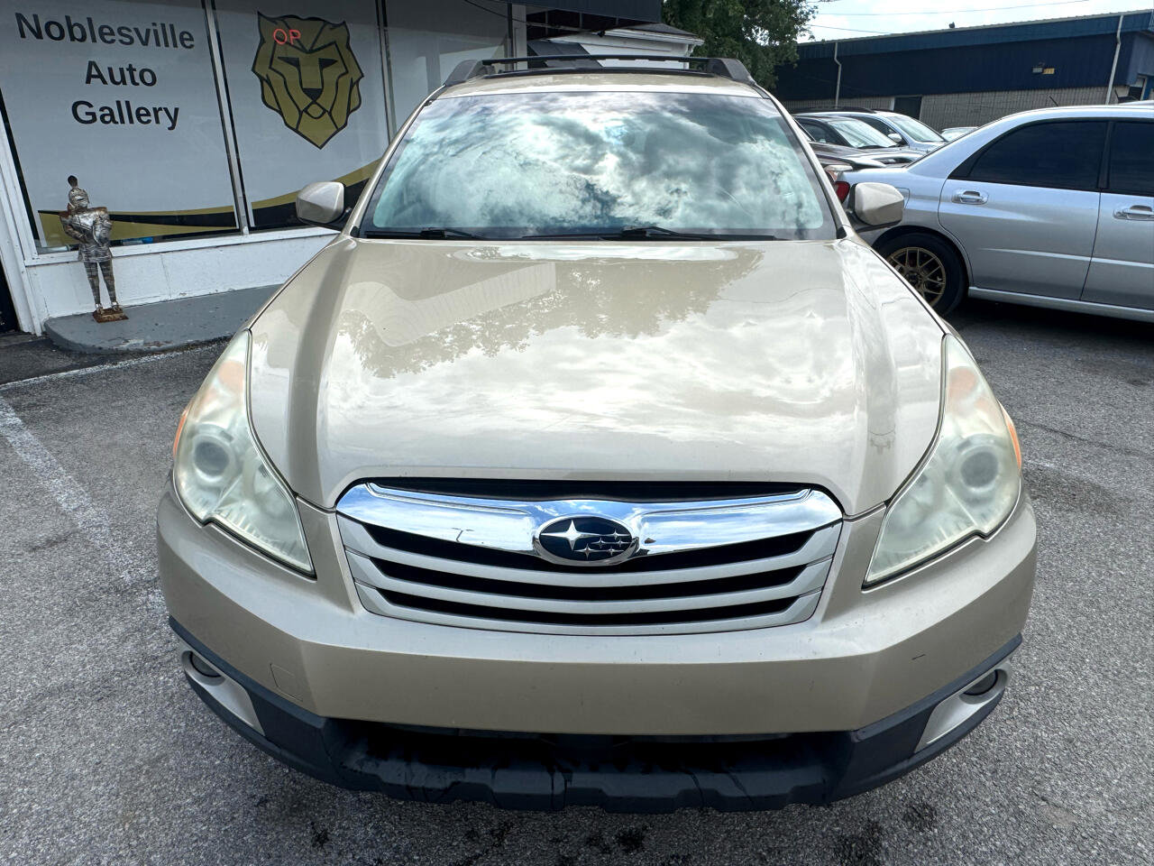 Used 2010 Subaru Outback 2.5i Premium image 8