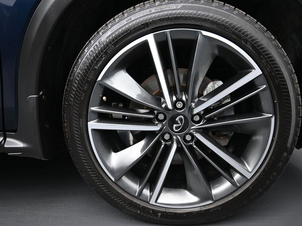 Used 2023 INFINITI QX55 Luxe w/ Cargo Package image 10