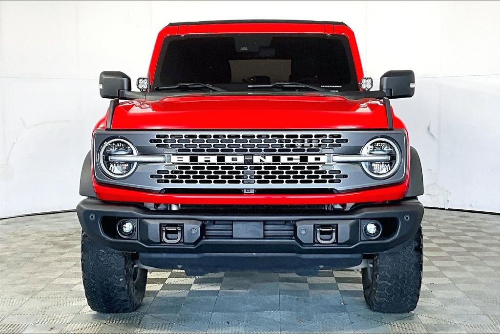 Used 2023 Ford Bronco Badlands image 3