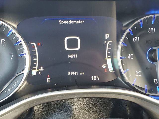Used 2024 Chrysler Pacifica Touring-L FWD image 12