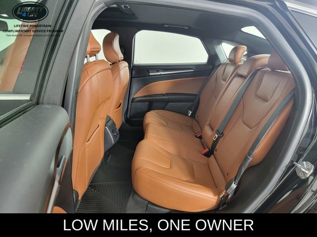 Used 2019 Ford Fusion Titanium AWD/4WD image 15