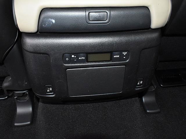 Used 2022 INFINITI QX80 Premium Select w/ All-Season Package image 24