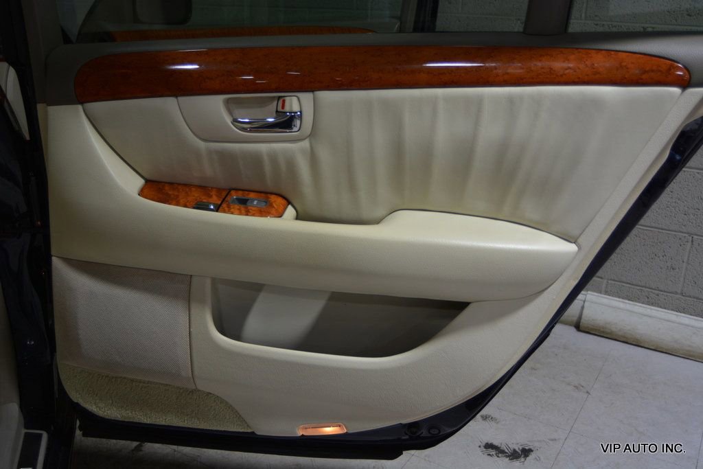 Used 2002 Lexus LS 430 image 10